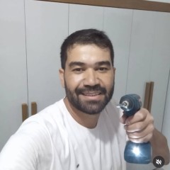 Montador: Nelson